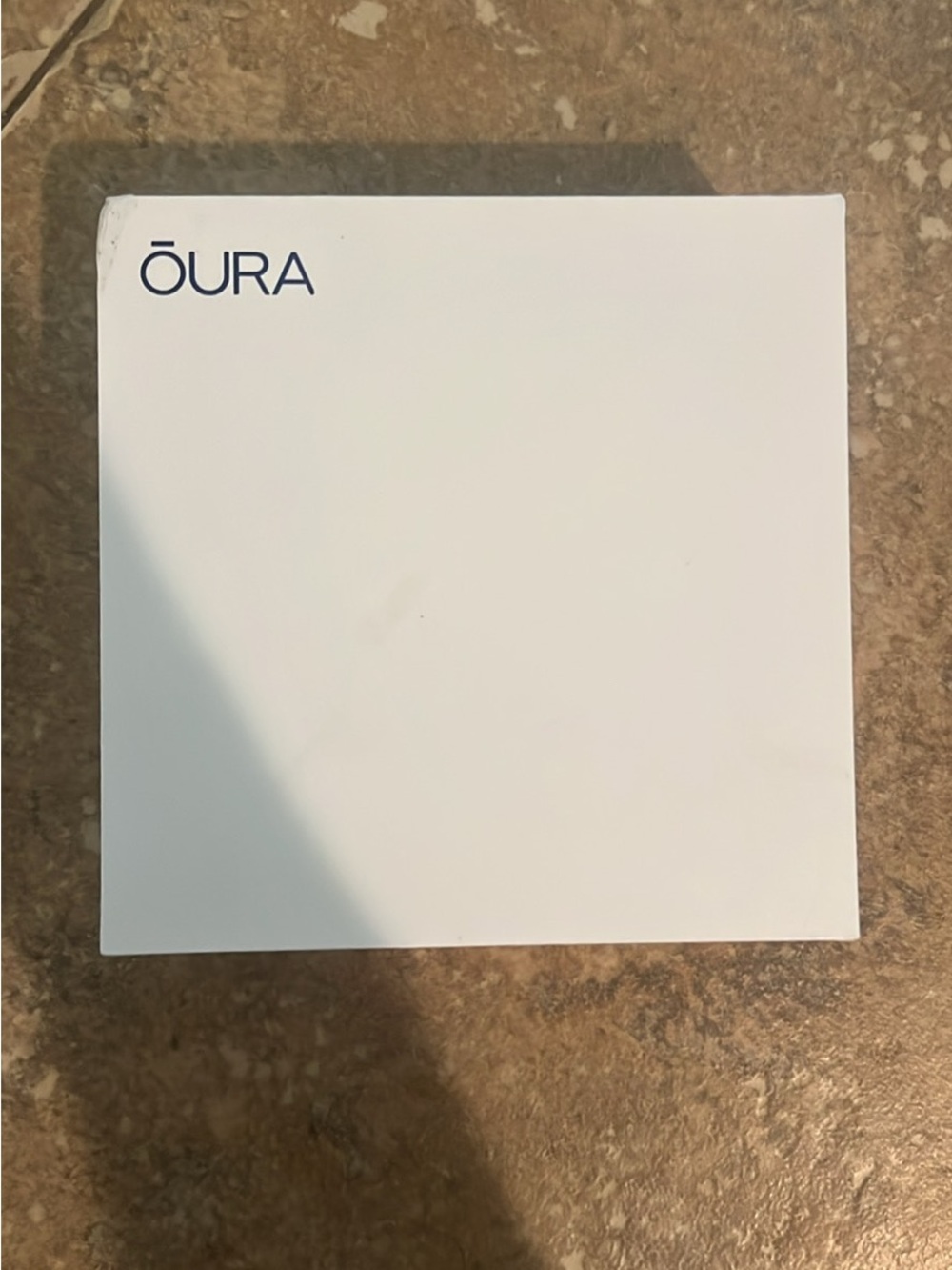 Oura Smart Ring Gen3 in Gloss Black - Picture 3 of 9